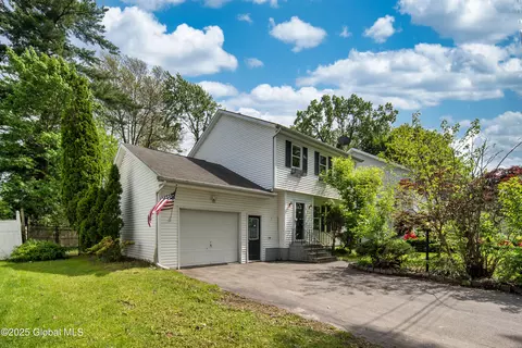 78 Dewitt Ave, Schenectady, NY 12304