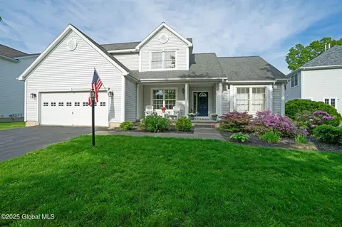 4 Flying Dutchman Way, Saratoga Springs, NY 12866