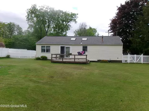 41 Amelia Dr, Schenectady, NY 12309 photo 25