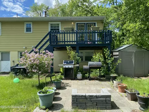 198 Hillcrest Ave, Schenectady, NY 12304 photo 8