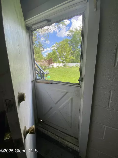 198 Hillcrest Ave, Schenectady, NY 12304 photo 50