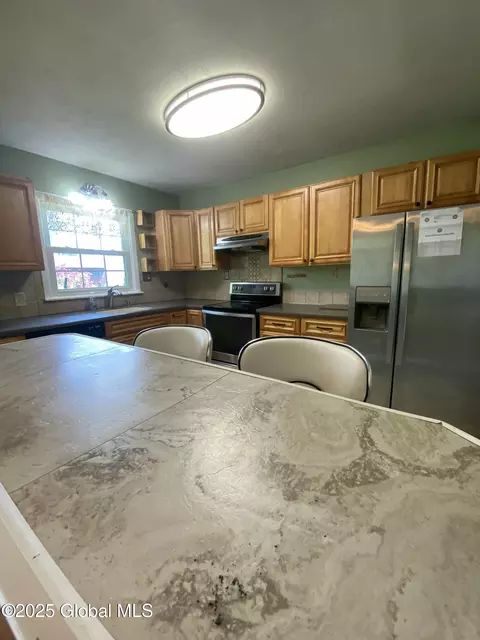 198 Hillcrest Ave, Schenectady, NY 12304 photo 24