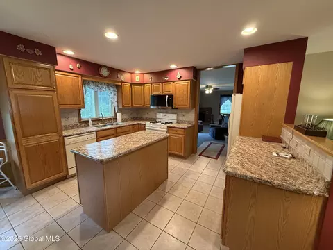 35 Seventh Ave, Hudson Falls, NY 12839 photo 3