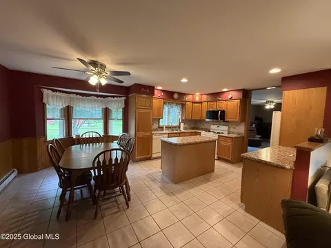35 Seventh Ave, Hudson Falls, NY 12839 photo 12