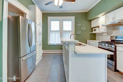 1348 Union St, Schenectady, NY 12308 photo 27