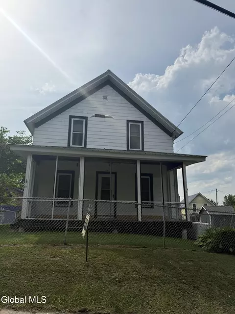 69 Cossey St, Ticonderoga, NY 12883