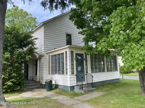 3909 Ny 67, Eagle Bridge, NY 12057