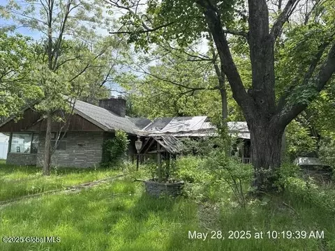 6 Sumter Ave, Albany, NY 12203