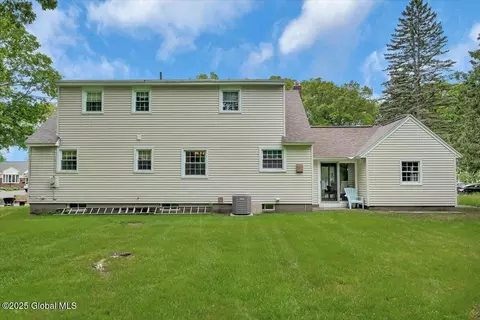 27 Cedar Ln, Glenville, NY 12302 photo 23