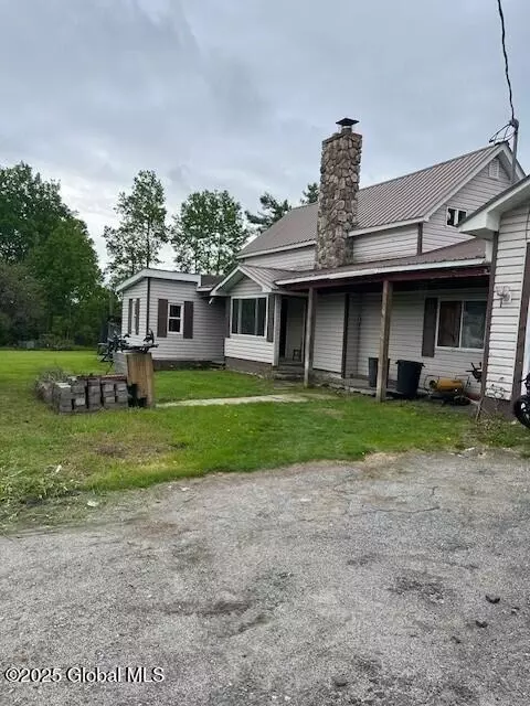 2624 Center Rd, Moriah, NY 12960