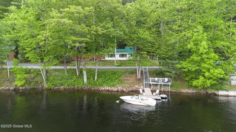 858 E River Dr, Lake Luzerne, NY 12846