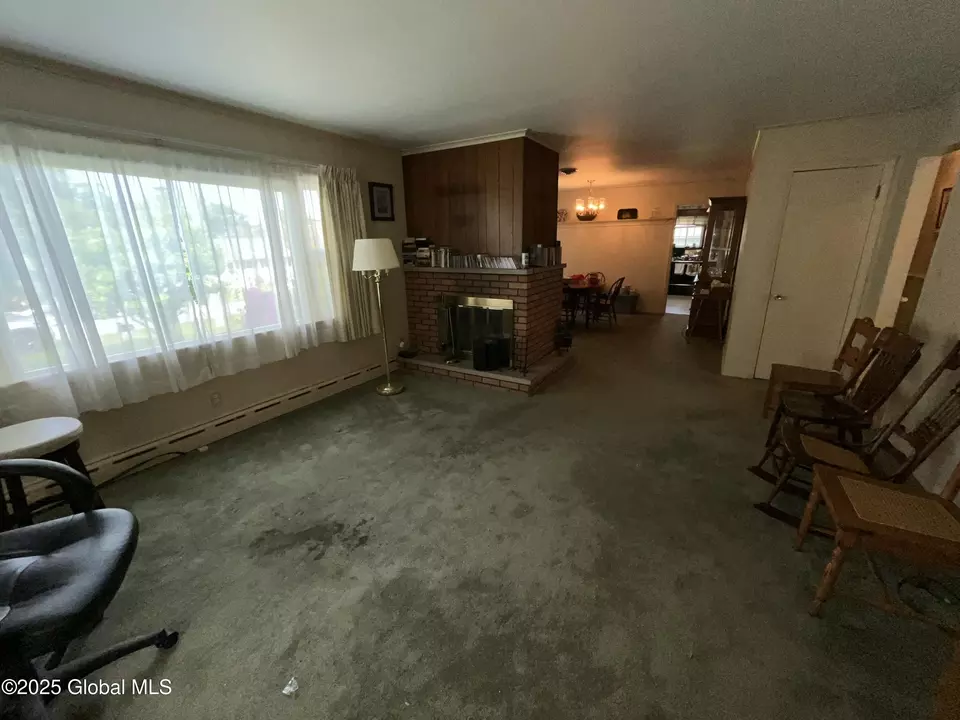 Living - 11 Calhoun Rd, Troy, NY 12180 photo 1 of 3