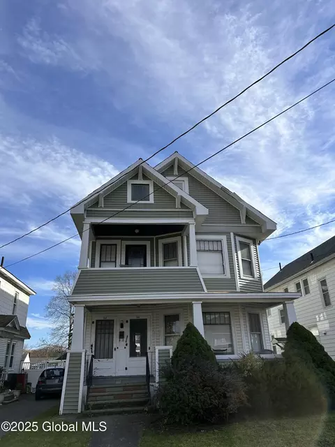 1146 Sumner Ave, Schenectady, NY 12309