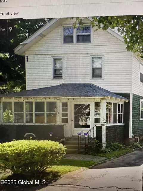 41 Adams St, Saratoga Springs, NY 12866