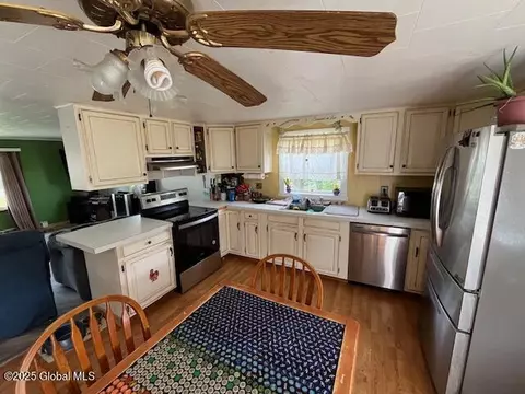 Kitchen - 679 Turnpike Rd, Eagle Bridge, NY 12057 photo 3 of 4