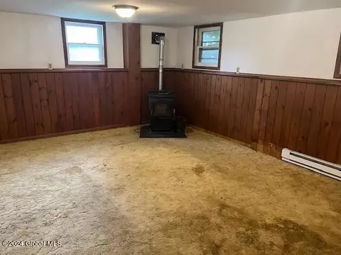 Living - 679 Turnpike Rd, Eagle Bridge, NY 12057 photo 3 of 4