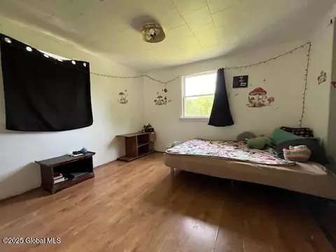 Bedroom - 679 Turnpike Rd, Eagle Bridge, NY 12057 photo 2 of 2