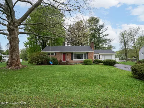 3 E Stephens Ln, Schenectady, NY 12302 photo 1