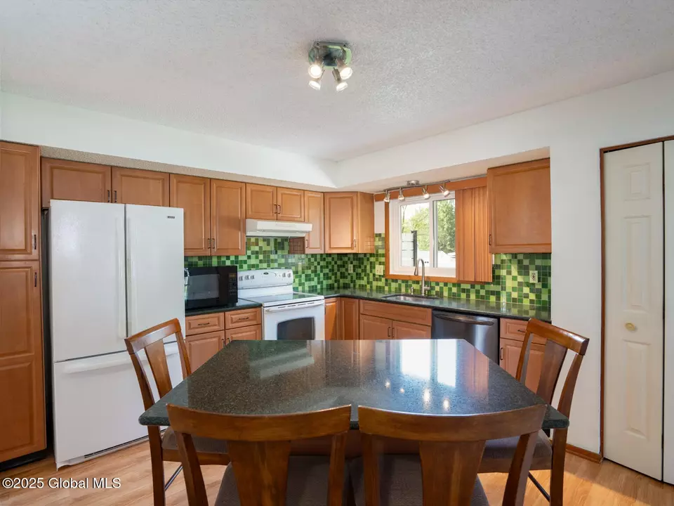 Kitchen - 23 Rockefeller Blvd, Rensselaer, NY 12144 photo 2 of 3