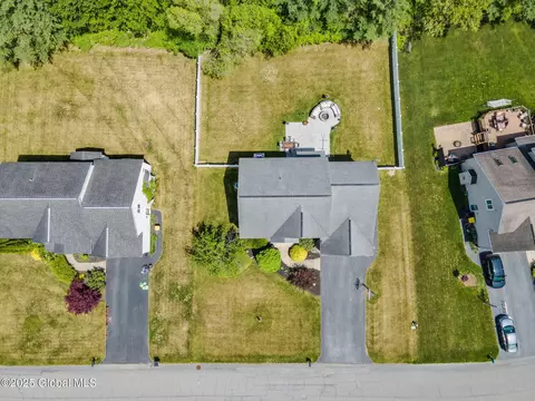View/Area - 3014 Patrick Rd, Schenectady, NY 12303 photo 4 of 4