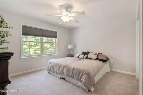 Bedroom - 3014 Patrick Rd, Schenectady, NY 12303 photo 6 of 8