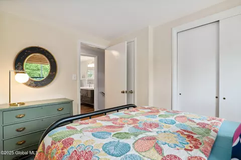 Bedroom - 11 Greenock Rd, Delmar, NY 12054 photo 4 of 7