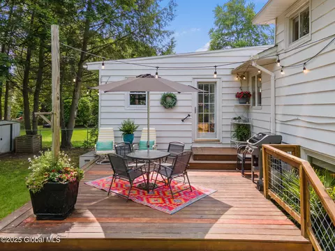 Exterior - 11 Greenock Rd, Delmar, NY 12054 photo 2 of 4