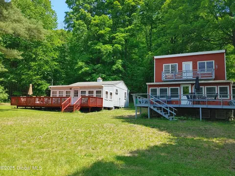 4024 Beach Ln, Putnam Station, NY 12861