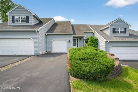 21 Fairway Dr #B, Mechanicville, NY 12118