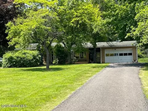 150 Morrison Rd, Acra, NY 12405