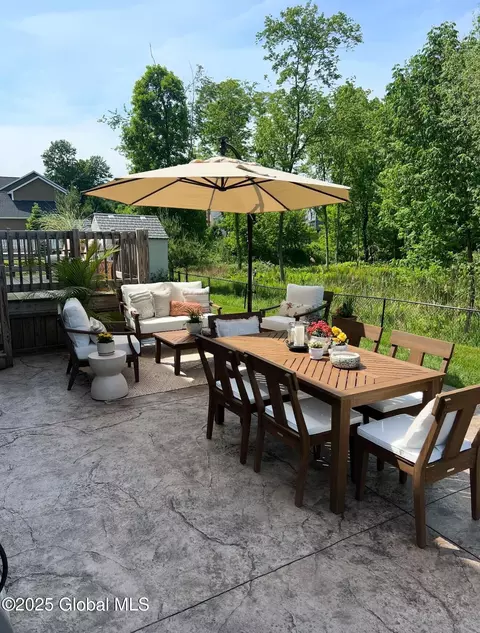 514 Russell Rd, Albany, NY 12203 photo 25