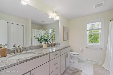 514 Russell Rd, Albany, NY 12203 photo 16