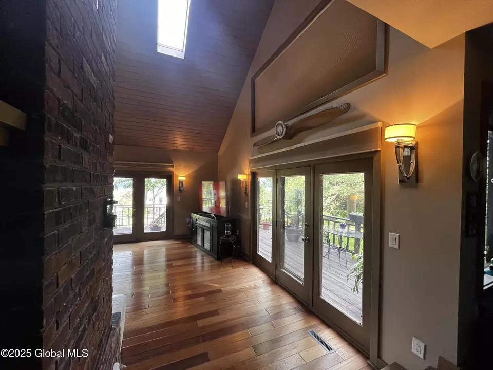 Entry Way - 27 Park Dr, Menands, NY 12204 photo 1 of 5