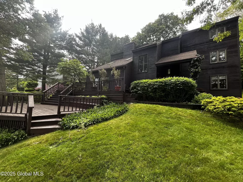 Exterior - 27 Park Dr, Menands, NY 12204 photo 1 of 4