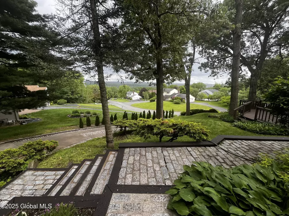 Exterior - 27 Park Dr, Menands, NY 12204 photo 3 of 4