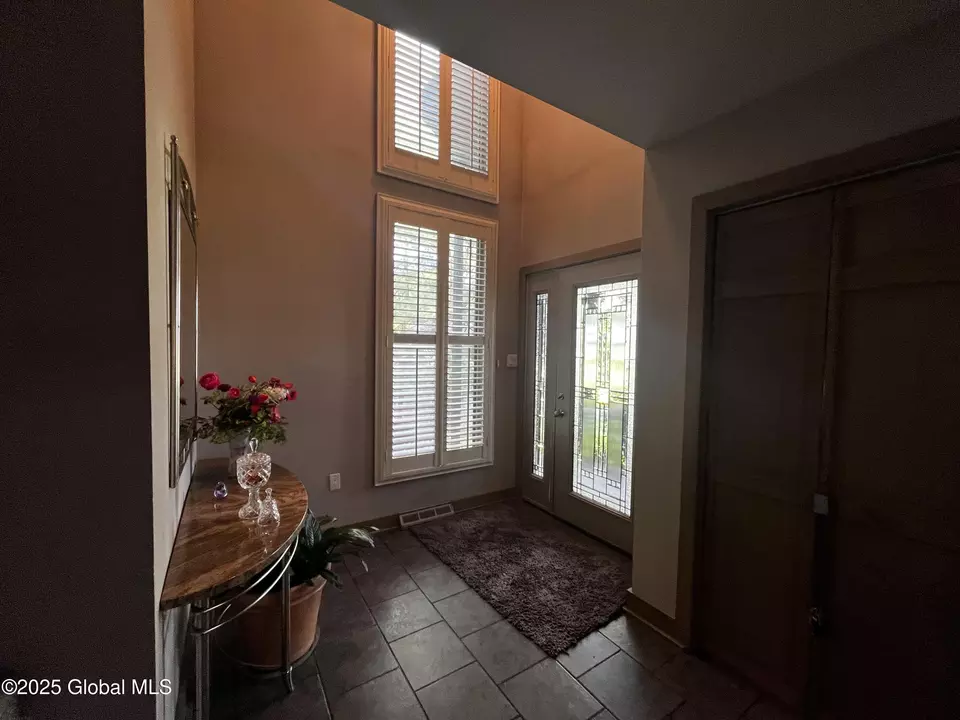Entry Way - 27 Park Dr, Menands, NY 12204 photo 3 of 5