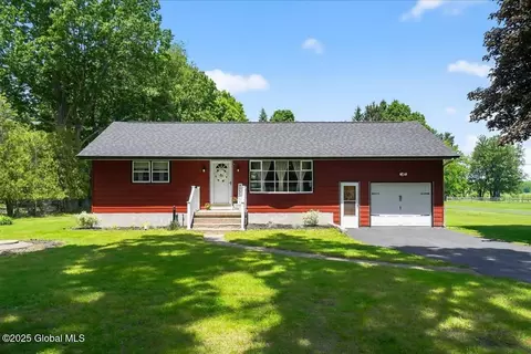 234 Round Lake Rd, Ballston Lake, NY 12019