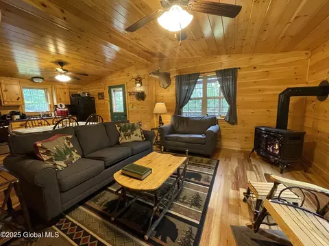 27 Chaisson Rd, Newcomb, NY 12852 photo 9