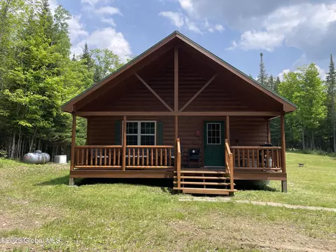 27 Chaisson Rd, Newcomb, NY 12852 photo 2