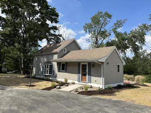 168 Spring Rd, Glenville, NY 12302 photo 2