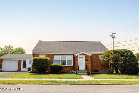 209 Whitehall Rd, Albany, NY 12209