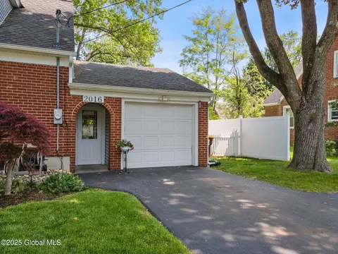 2016 Careleon Rd, Schenectady, NY 12303 photo 34