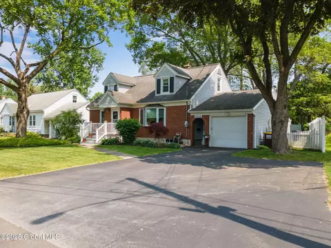 2016 Careleon Rd, Schenectady, NY 12303 photo 35