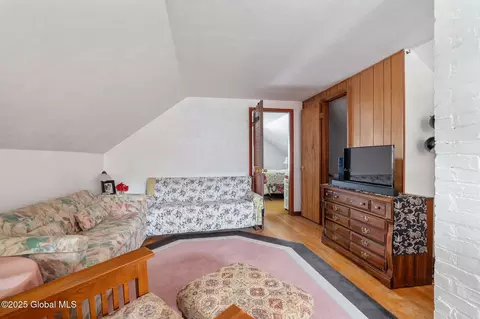 2016 Careleon Rd, Schenectady, NY 12303 photo 23