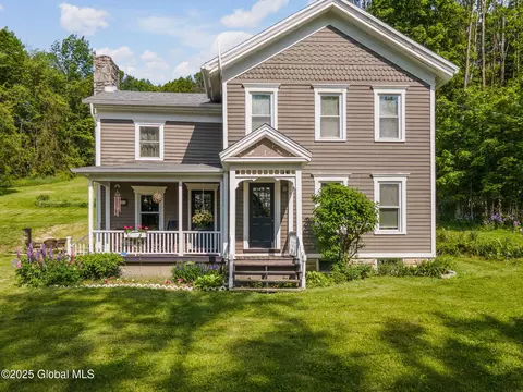 223 Quarry St, Cobleskill, NY 12043