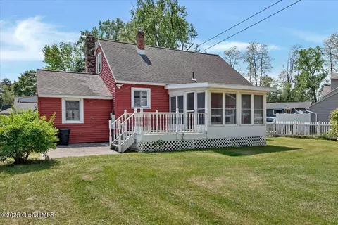 327 Sullivan Rd, Schenectady, NY 12304 photo 35