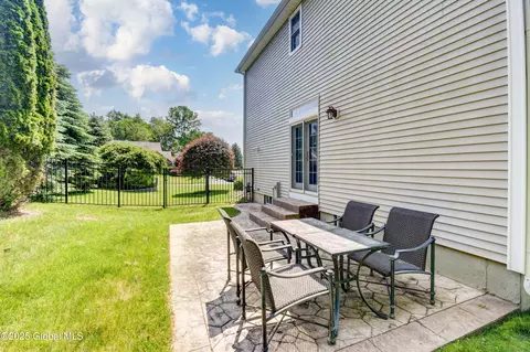 Exterior - 33 Joyous Ln, Glenville, NY 12302 photo 15 of 17