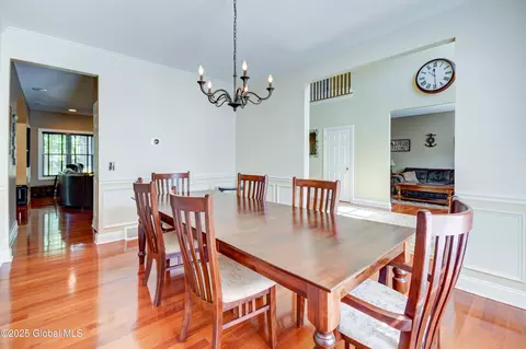 Dining - 33 Joyous Ln, Glenville, NY 12302 photo 5 of 7