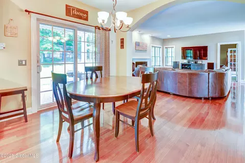 Dining - 33 Joyous Ln, Glenville, NY 12302 photo 4 of 7