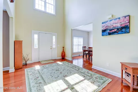 Entry Way - 33 Joyous Ln, Glenville, NY 12302 photo 2 of 10